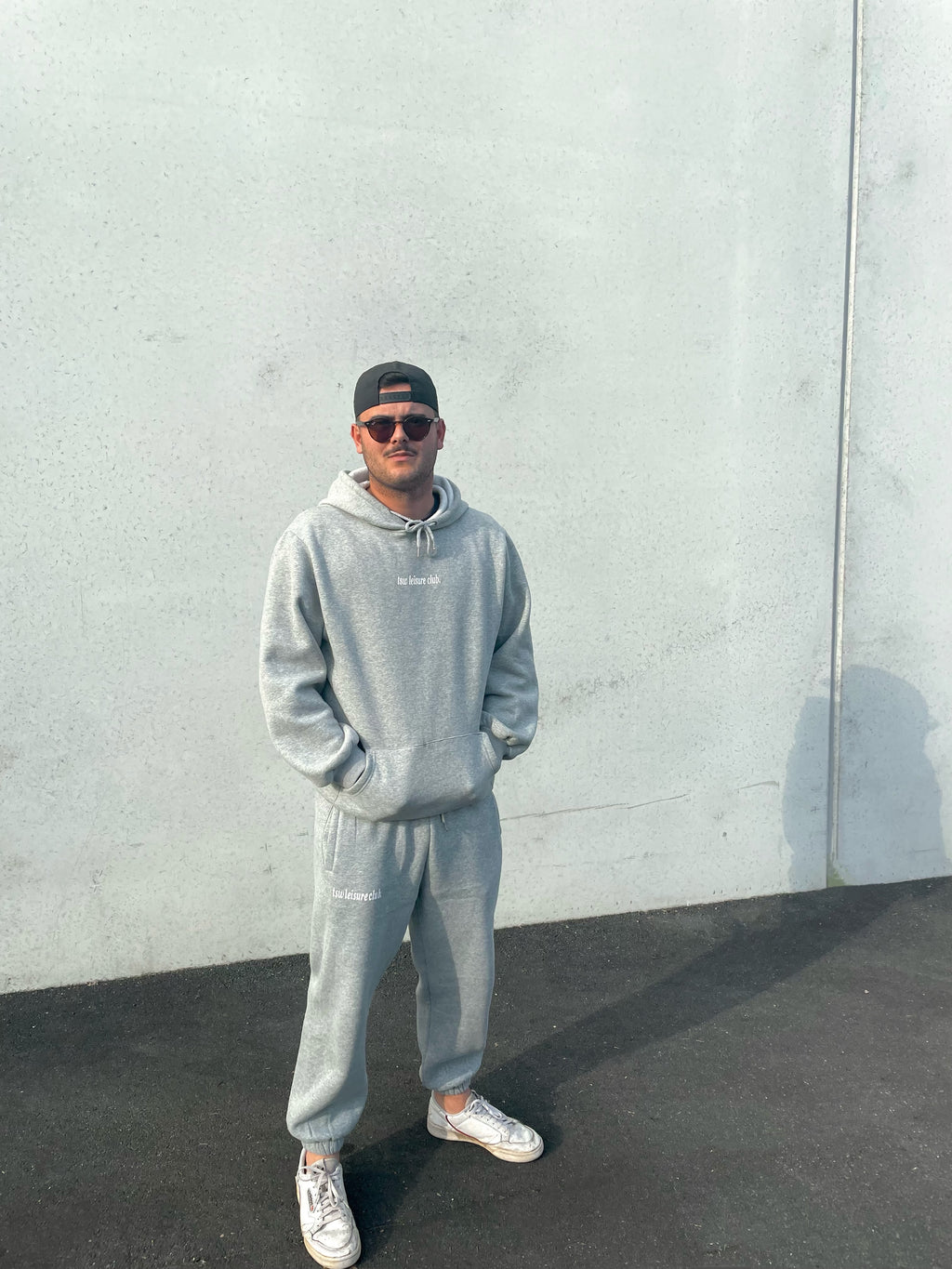 tsw leisure club - SEE THE GOOD trackpants earl grey